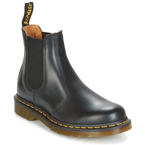 Dr. Martens Shoes - Dr Martens 2976 Chelsea Boot Black Leather